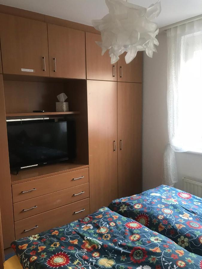 Apartment 3 Min Walk To Old Town Инсбрук Экстерьер фото